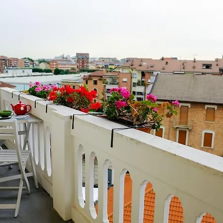 Il Balcone Su Torino - Moderno Con Vista Superga Apartamento